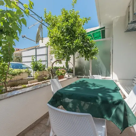 Buba Apartment *
