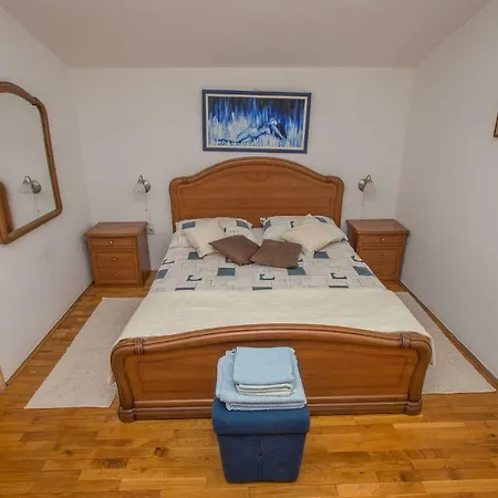 Buba Appartement Makarska