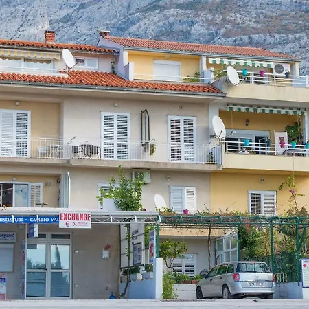 Apartment Buba Makarska